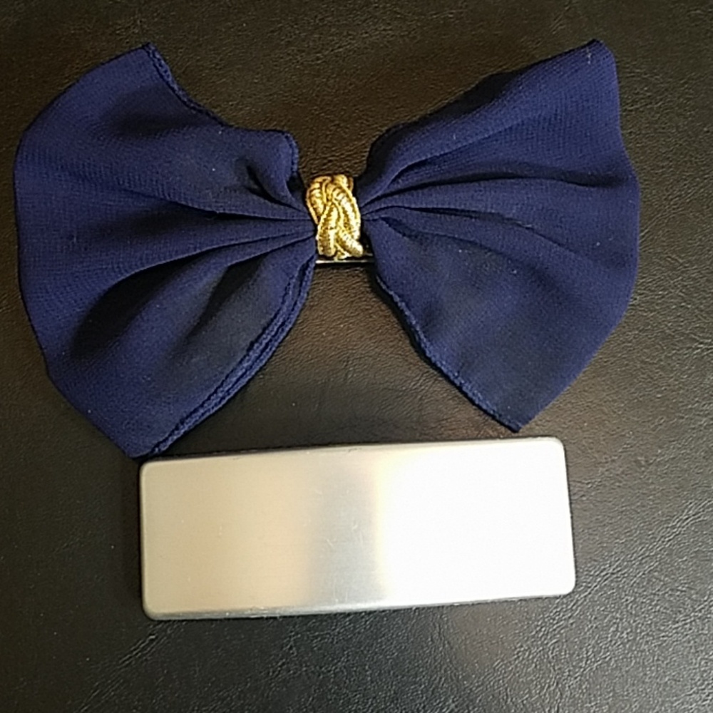 Lot of 2 90s Vintage Hair Clips